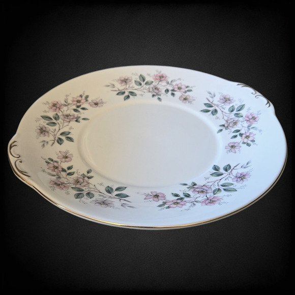Vintage Royal Grafton Pink Purple Floral Fine Bone China Gold Trim Cake Plate - Picture 1 of 10